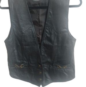 Leather Moto Vest Sleeveless Chains Pockets Cowgirl